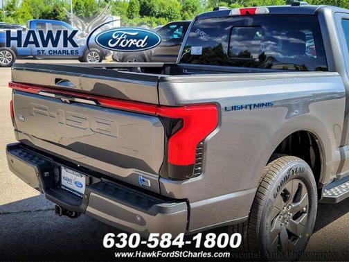 2025 Ford F-150 Lightning LARIAT
