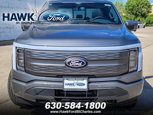 2025 Ford F-150 Lightning LARIAT