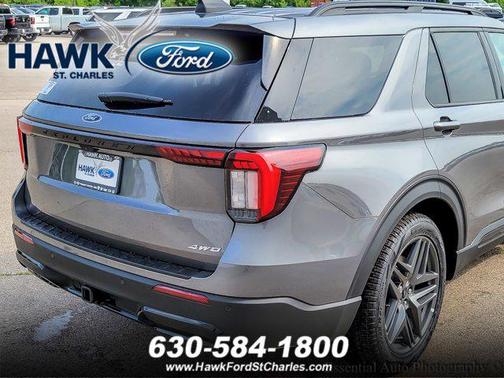 2025 Ford Explorer ST-Line