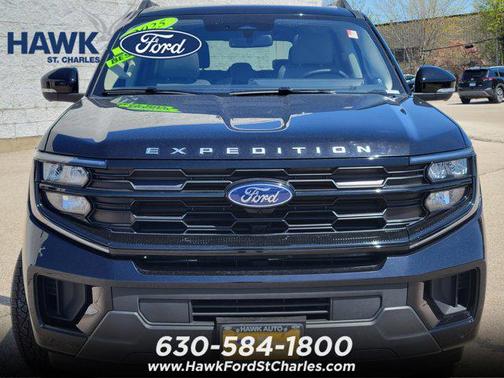 Black Metallic 2025 Ford Expedition Max Active 4x4