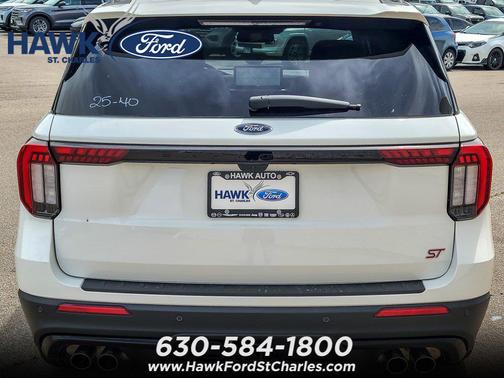 Star White Metallic Tri-Coat 2026 Ford Explorer ST