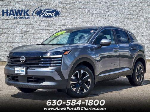 Gun Metallic 2025 Nissan Kicks SV