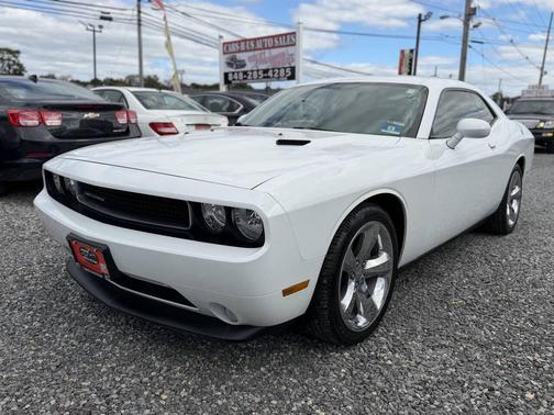 2012 Dodge Challenger SXT