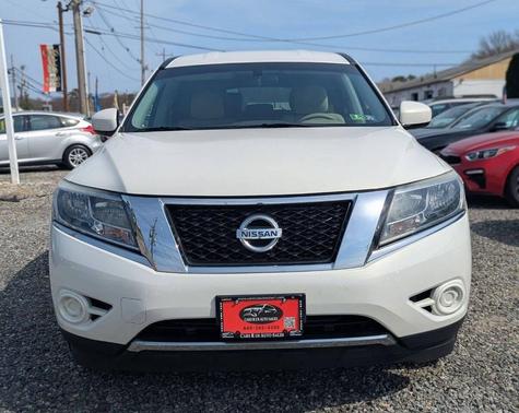 2014 Nissan Pathfinder S