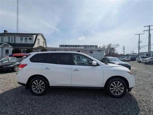Moonlight White 2014 Nissan Pathfinder S