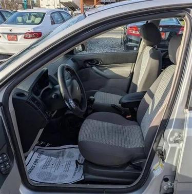 CD Silver Clearcoat Metallic 2007 Ford Focus S