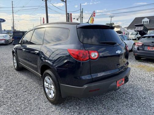 2011 Chevrolet Traverse LS