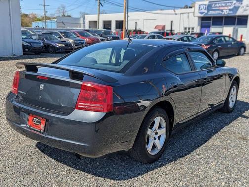 Brilliant Black Crystal Pearlcoat 2008 Dodge Charger SE