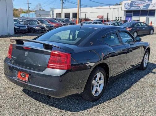 Brilliant Black Crystal Pearlcoat 2008 Dodge Charger SE