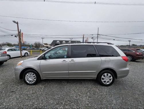 2006 Toyota Sienna LE