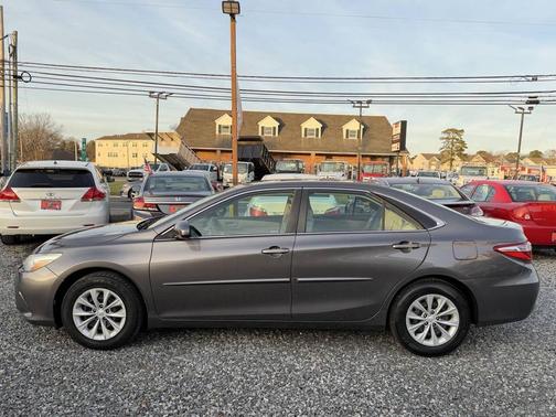 2016 Toyota Camry XSE