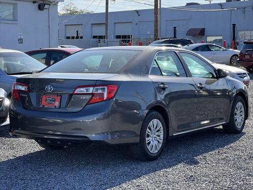 2013 Toyota Camry LE