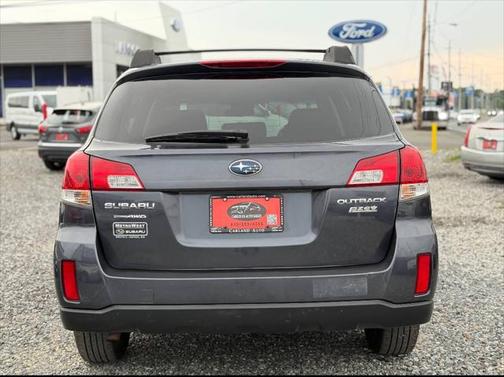 2013 Subaru Outback 2.5i