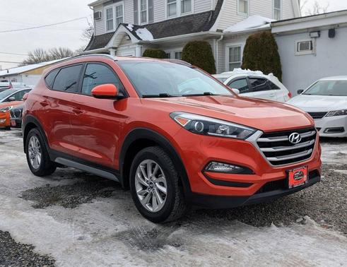 2017 Hyundai TUCSON SE