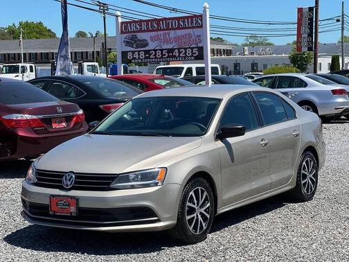 Tan 2016 Volkswagen Jetta 1.4T SE