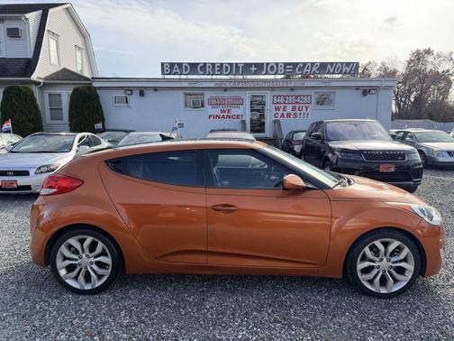 2012 Hyundai Veloster Base