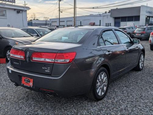 2012 Lincoln MKZ Base