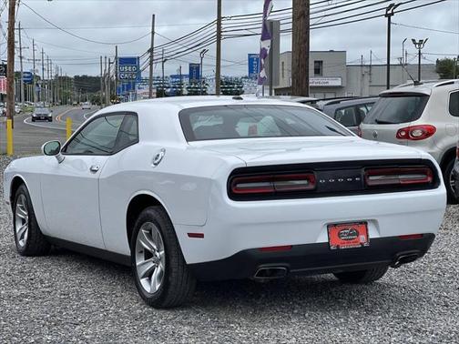 2015 Dodge Challenger SXT