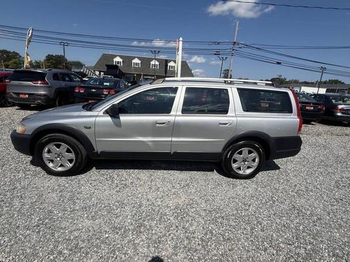 2006 Volvo XC70 Base AWD 4dr Wagon