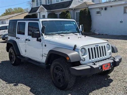 Bright White Clearcoat 2017 Jeep Wrangler Unlimited Sport