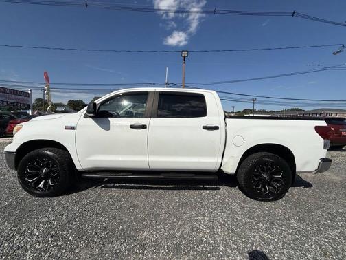 2010 Toyota Tundra Grade