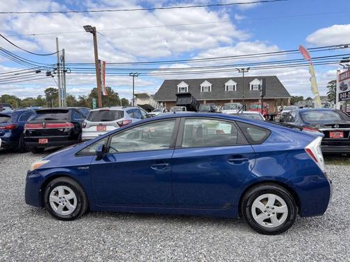 2010 Toyota Prius III