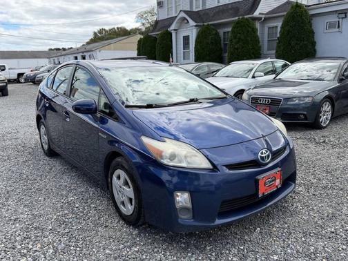2010 Toyota Prius III