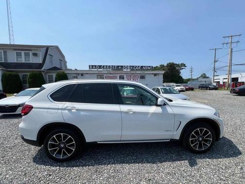 White 2015 BMW X5 xDrive35i
