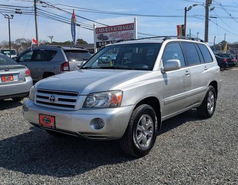 Millennium Silver Metallic 2005 Toyota Highlander Limited
