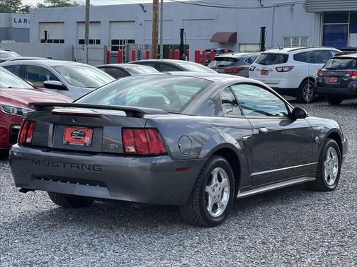 2004 Ford Mustang Base