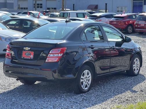 2017 Chevrolet Sonic LS