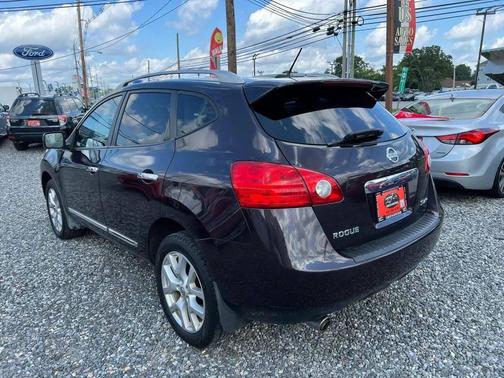 Black 2012 Nissan Rogue SV w/SL Pkg