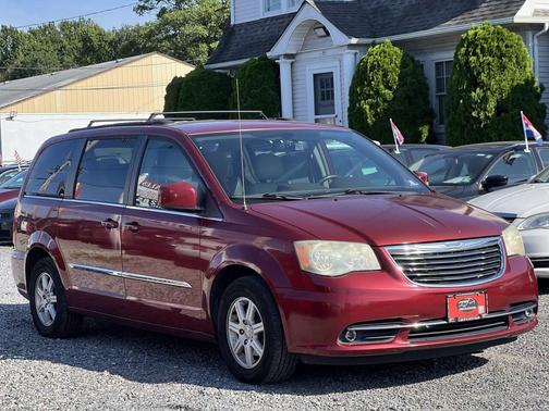 2011 Chrysler Town & Country Touring