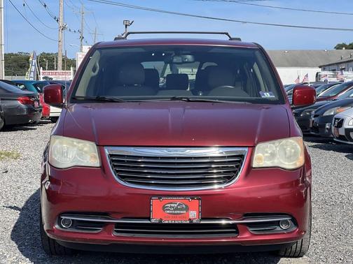 2011 Chrysler Town & Country Touring