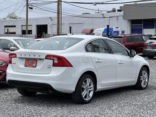 2011 Volvo S60 T6