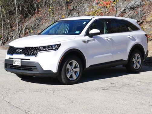 2023 Kia Sorento LX