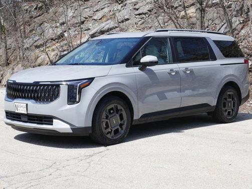 2025 Kia Carnival Hybrid EX
