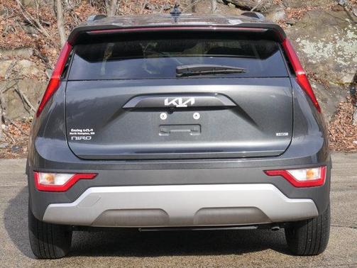 2024 Kia Niro LX