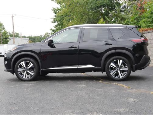 Super Black 2021 Nissan Rogue SL