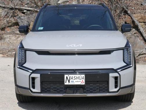 Wolf Gray/Ebony Black Roof 2026 Kia EV9 GT-Line