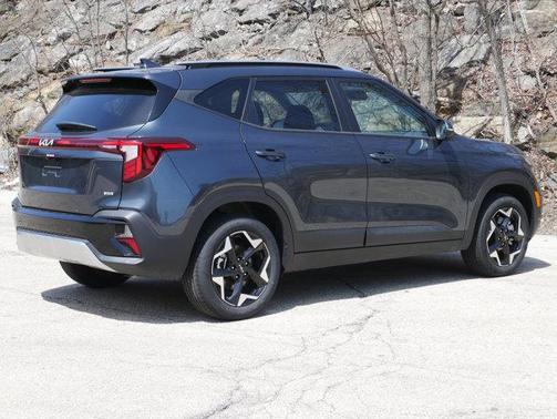 Gravity Gray 2025 Kia Seltos S
