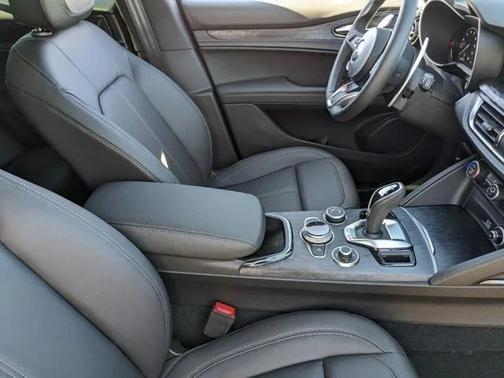 2024 Alfa Romeo Stelvio Sprint RWD