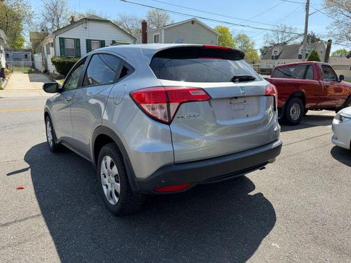 Modern Steel Metallic 2017 Honda HR-V EX