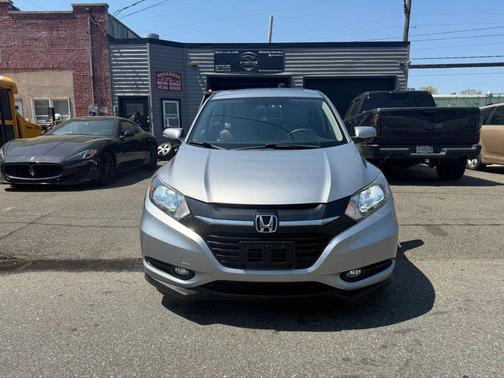 Modern Steel Metallic 2017 Honda HR-V EX
