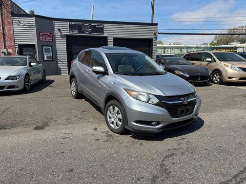 Modern Steel Metallic 2017 Honda HR-V EX