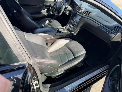 2016 Maserati GranTurismo MC