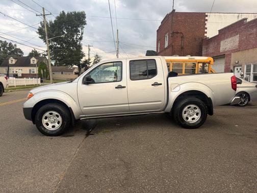 Brilliant Silver 2016 Nissan Frontier S