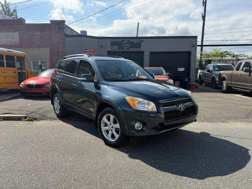 Gray 2009 Toyota RAV4 Limited