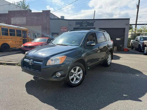 Gray 2009 Toyota RAV4 Limited