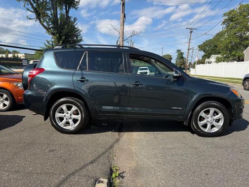 Gray 2009 Toyota RAV4 Limited